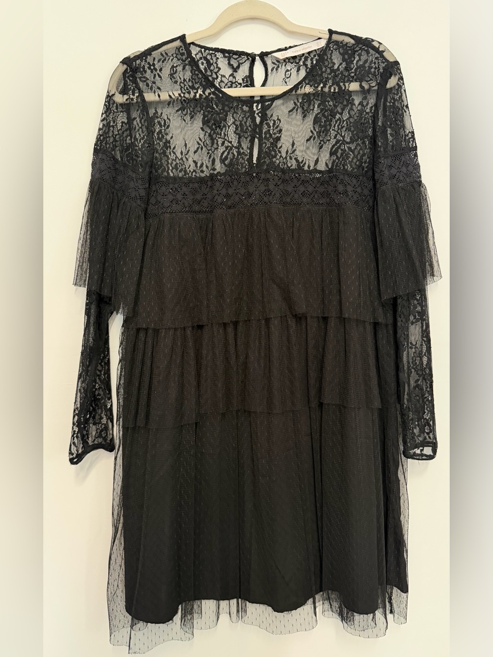 Zara Black Lace Tiered Long-Sleeve Dress
